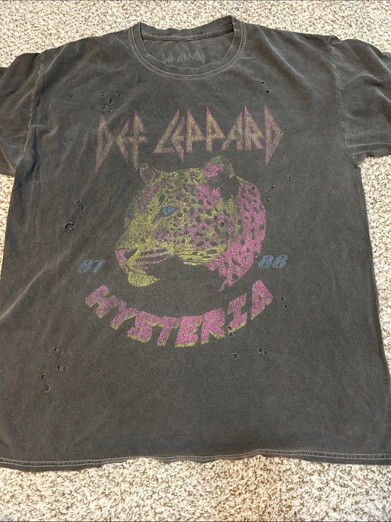 goodie two sleeves Other - Def Leppard Hysteria Tour Short Sleeve Tee - Black